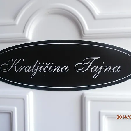 Kraljicina Tajna *